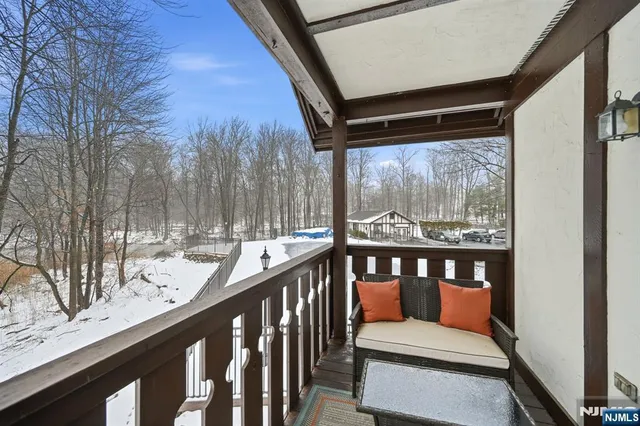 $489,900 | 3811 Melville Court, Mahwah, NJ 07430