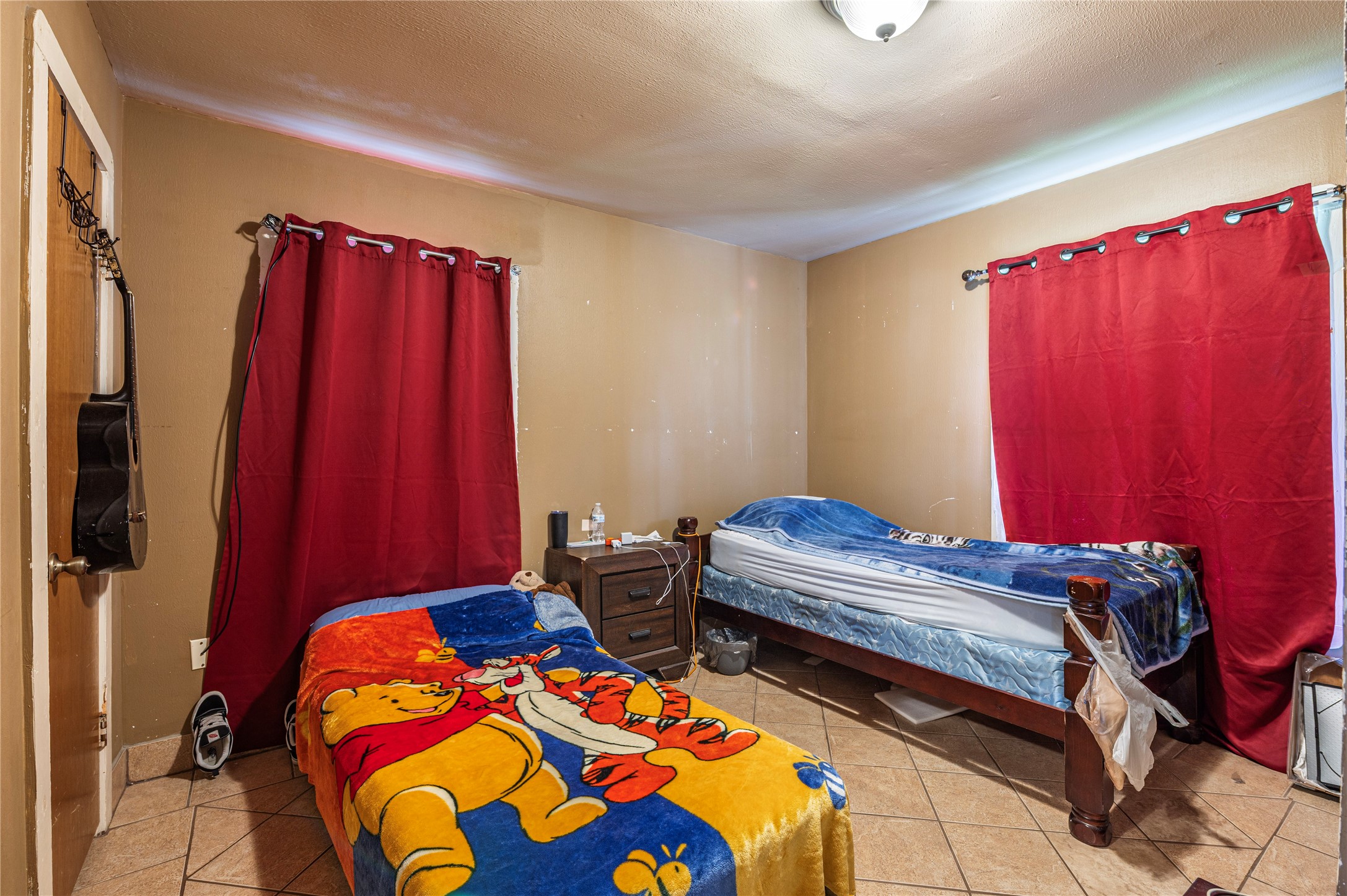 4937 Bataan Road Houston, TX 77033 - Photo 15 of 28 Gallery Image 15