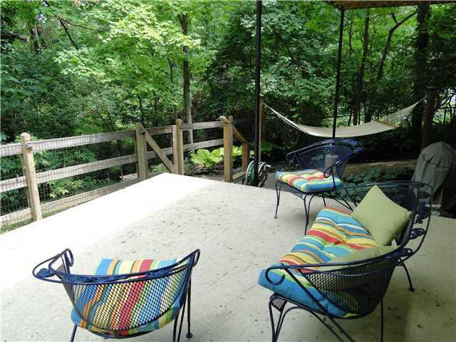 938 Farnham Road Columbus, OH 43220 - Photo 18 of 24 Gallery Image 18