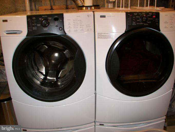3716 Foxford Stream Road Nottingham, MD 21236 - Photo 5 of 30 Front Load Washer