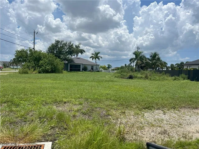 $1,799 | 1302 Northeast 16th Terrace, Cape Coral, FL 33909