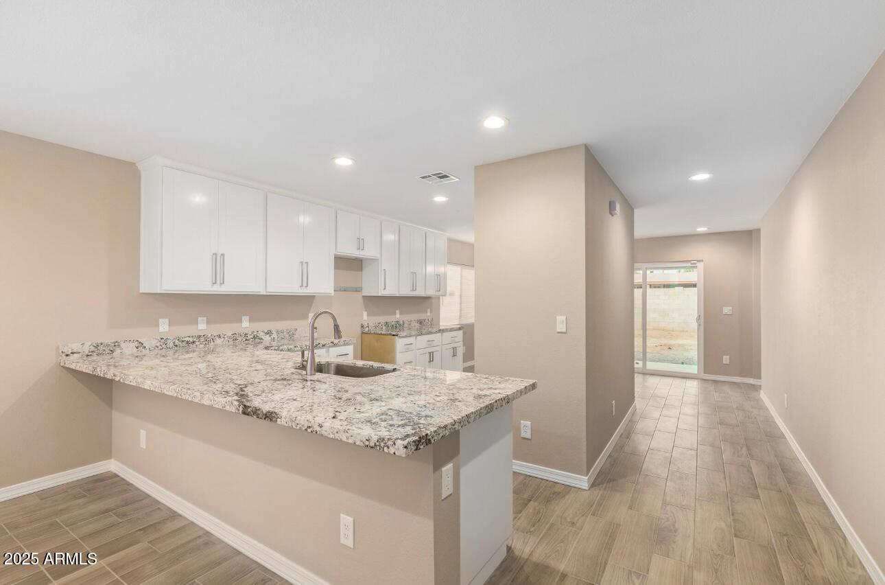 3828 West Latham Street Phoenix, AZ 85009 - Photo 3 of 12 image (17)