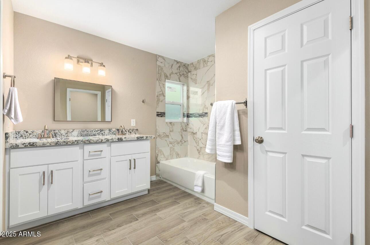 3828 West Latham Street Phoenix, AZ 85009 - Photo 9 of 12 image (6)