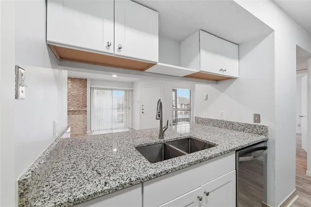 $1,875 | 12482 Abrams Road, Unit 1327, Dallas, TX 75243