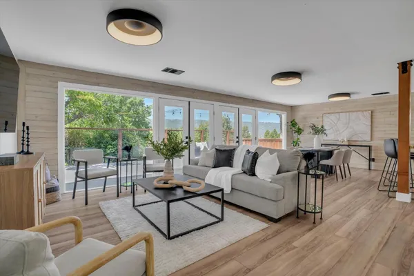$1,550,000 | 565 East Angela Street, Pleasanton, CA 94566