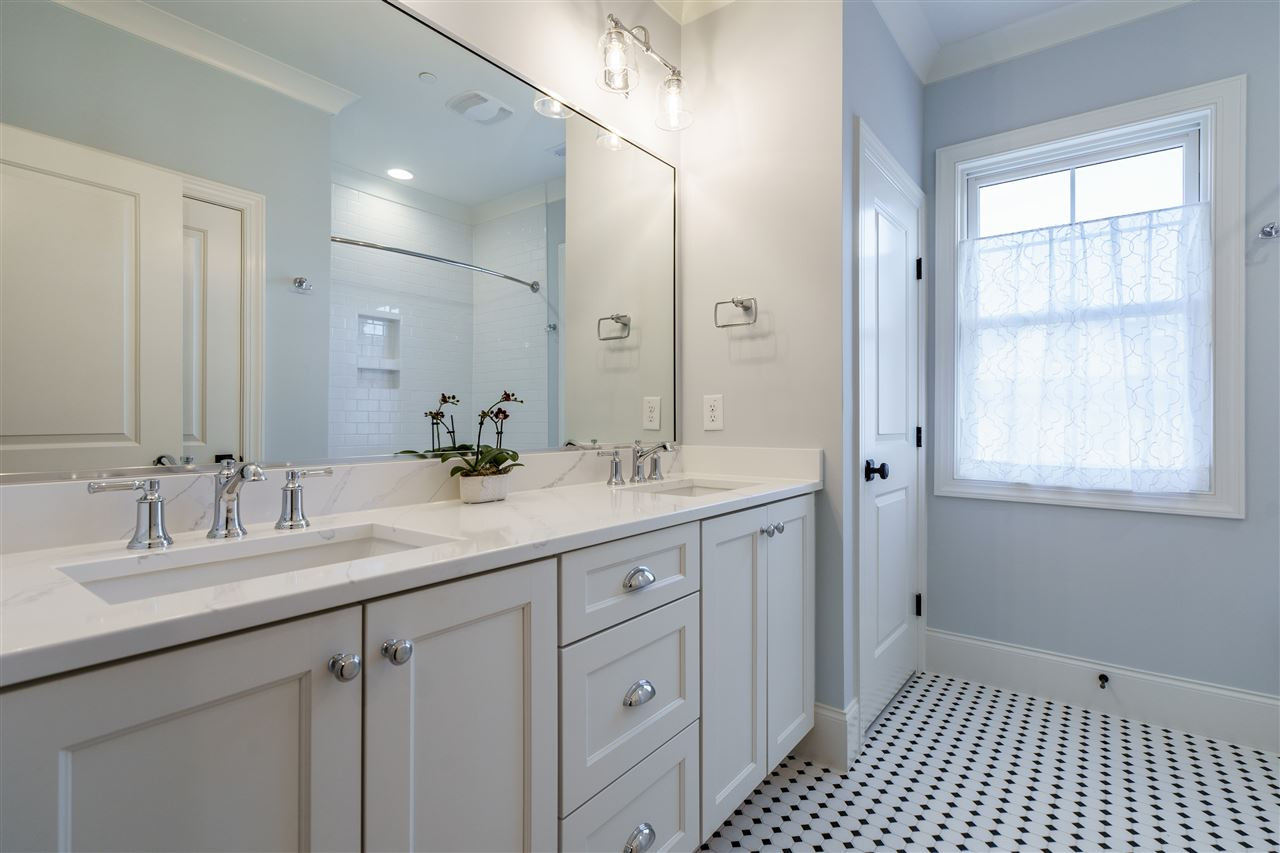 824 Oberlin Road, Unit 103 Raleigh, NC 27605 - Photo 23 of 29 Photo 23