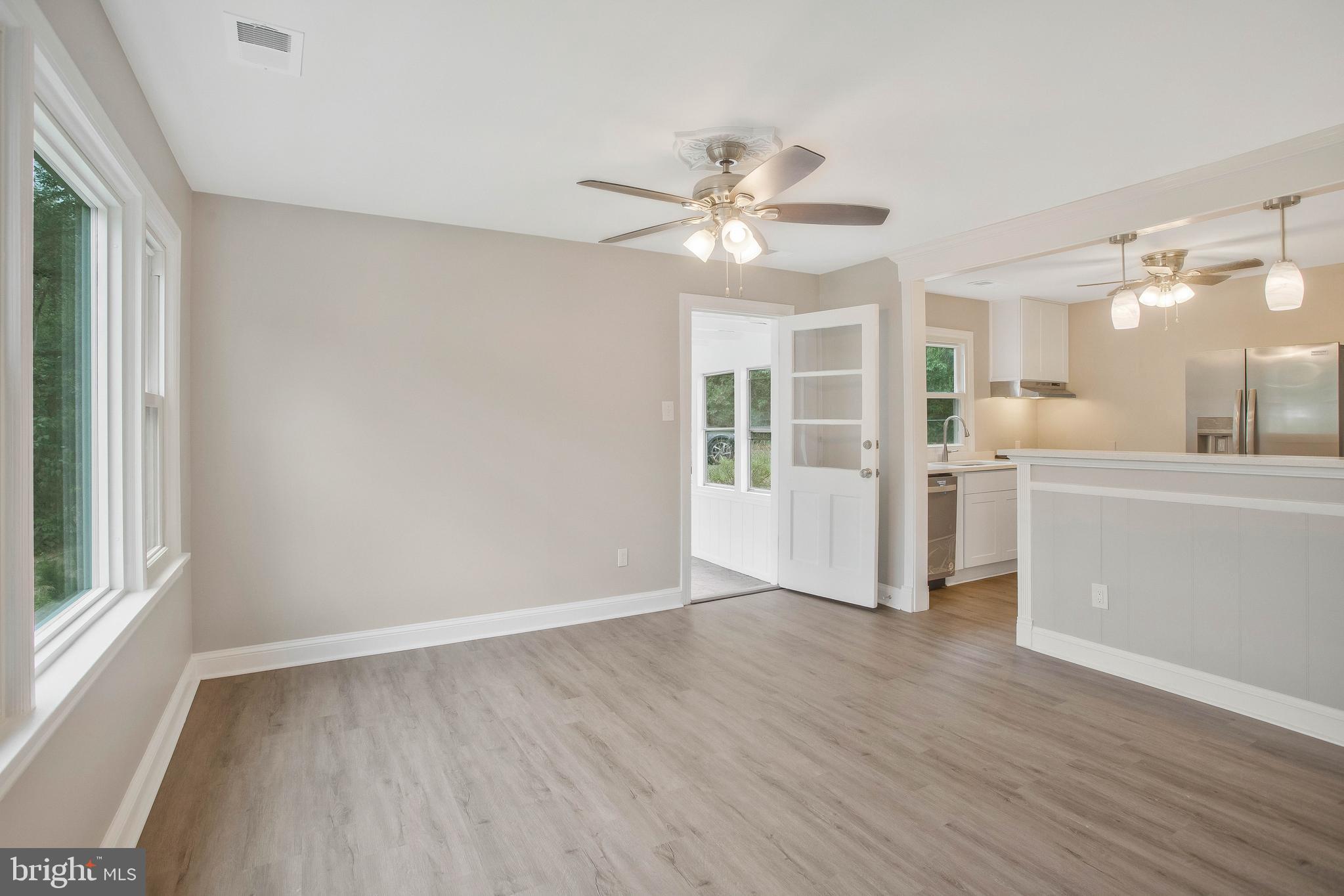 8320 Rolling Road Manassas, VA 20110 - Photo 10 of 30 Gallery Image 10
