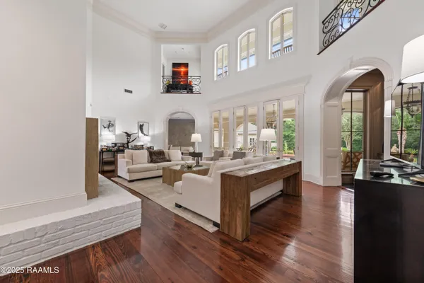 $3,000,000 | 12425 North Marcus Road, Abbeville, LA 70510