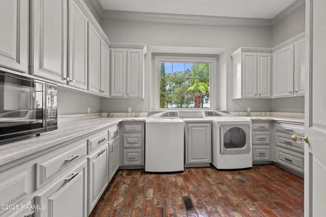 $3,000,000 | 12425 North Marcus Road, Abbeville, LA 70510