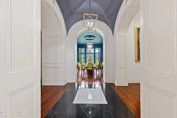 $3,000,000 | 12425 North Marcus Road, Abbeville, LA 70510