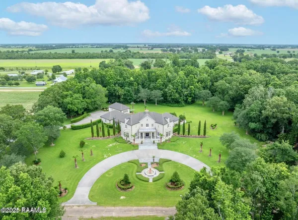 $3,000,000 | 12425 North Marcus Road, Abbeville, LA 70510