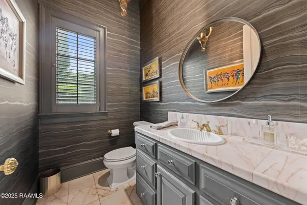 $3,000,000 | 12425 North Marcus Road, Abbeville, LA 70510