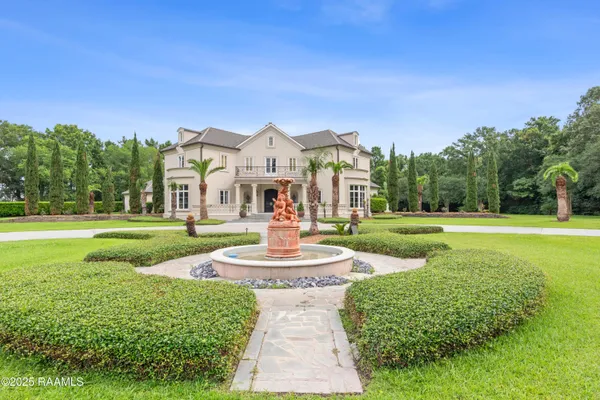 $3,000,000 | 12425 North Marcus Road, Abbeville, LA 70510