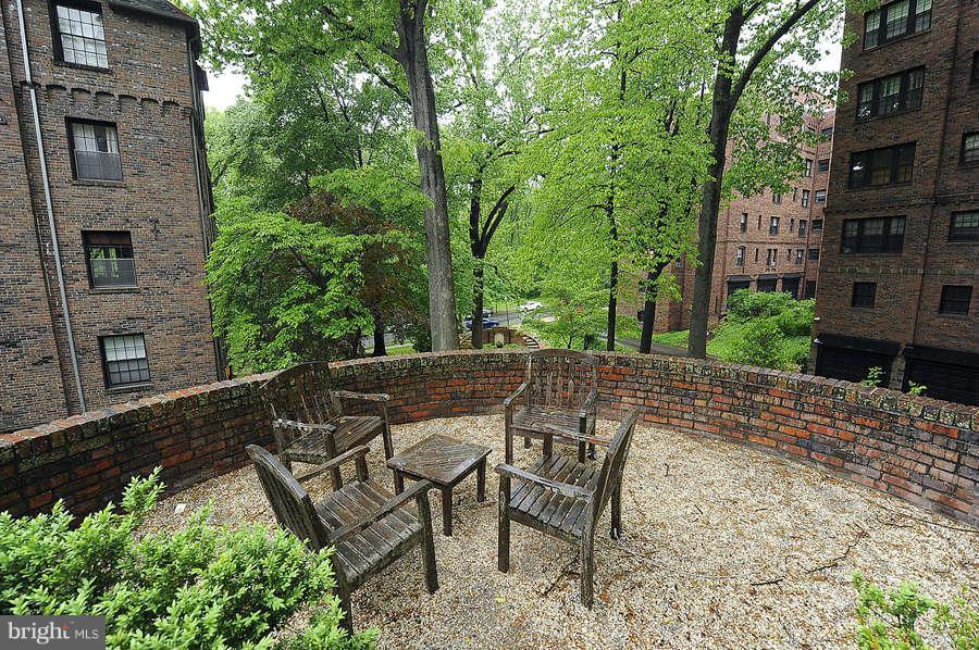 3000 Tilden Street Northwest, Unit 102 Washington, DC 20008 - Photo 27 of 29 a view of an outdoor sitting space