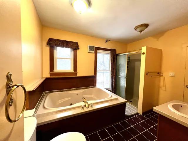 $275,000 | 572 Highway 140, Tinmouth, VT 05773