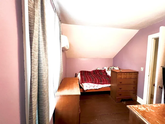 $275,000 | 572 Highway 140, Tinmouth, VT 05773