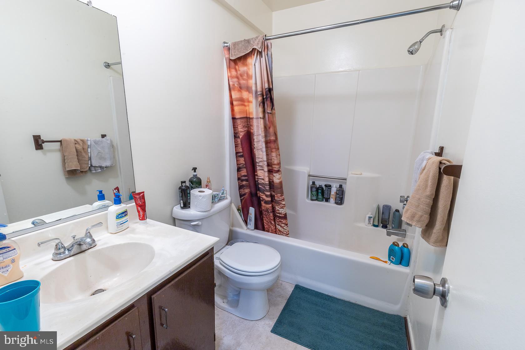 4801 Berwyn House Road, Unit A4801 College Park, MD 20740 - Photo 12 of 17 Full Bathroom 2