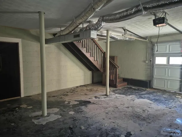 a view of empty room