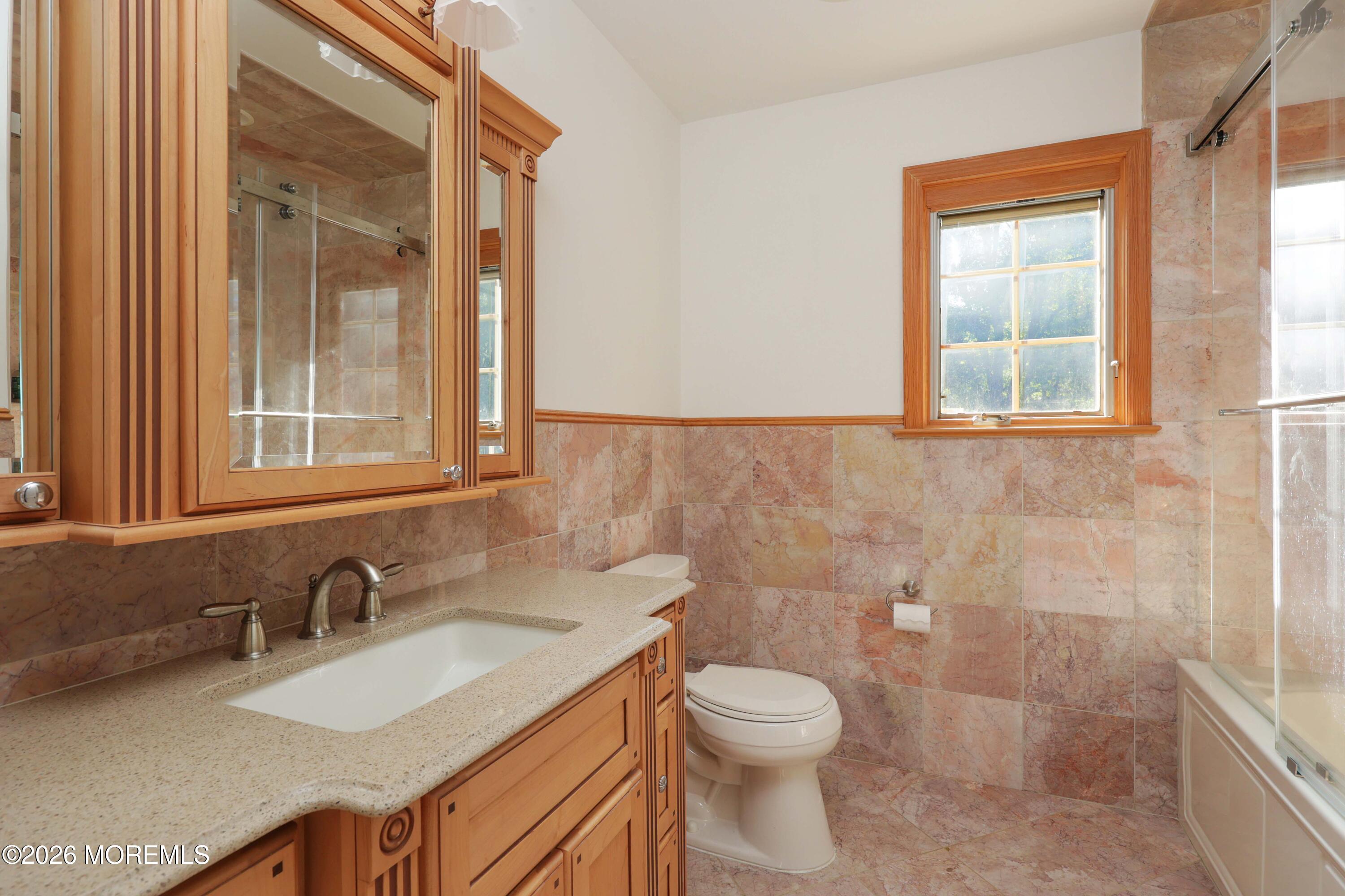 149 Ueland Road Red Bank, NJ 07701 - Photo 24 of 30 758A8712