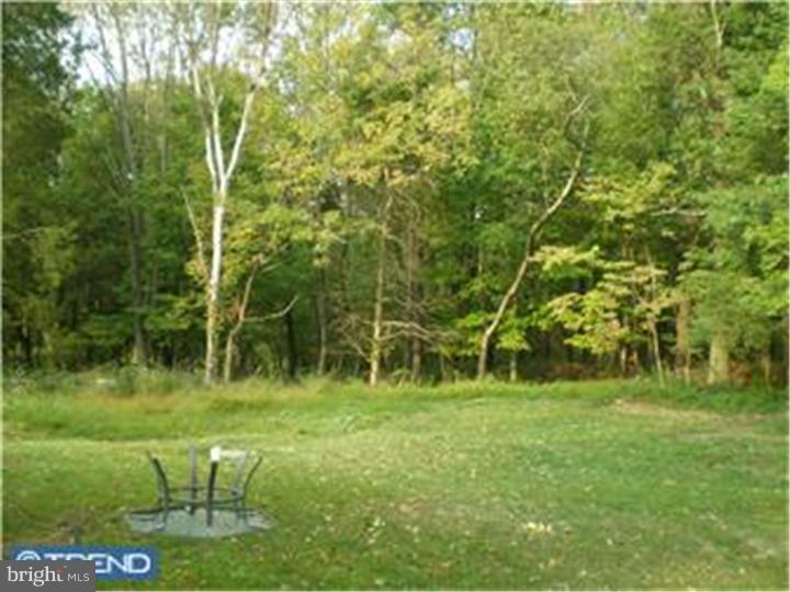 2731 Windy Bush Road Newtown, PA 18940 - Photo 8 of 9 Gallery Image 8