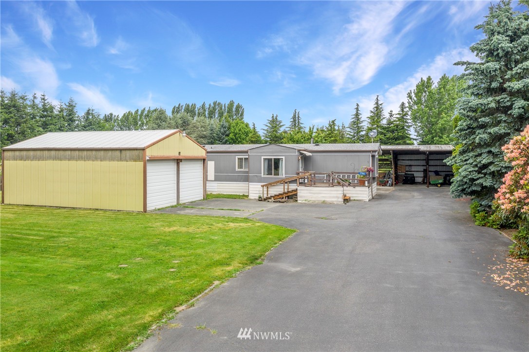 17943 Bennett Road Mount Vernon, WA 98273 - Photo 1 of 25 Gallery Image 1