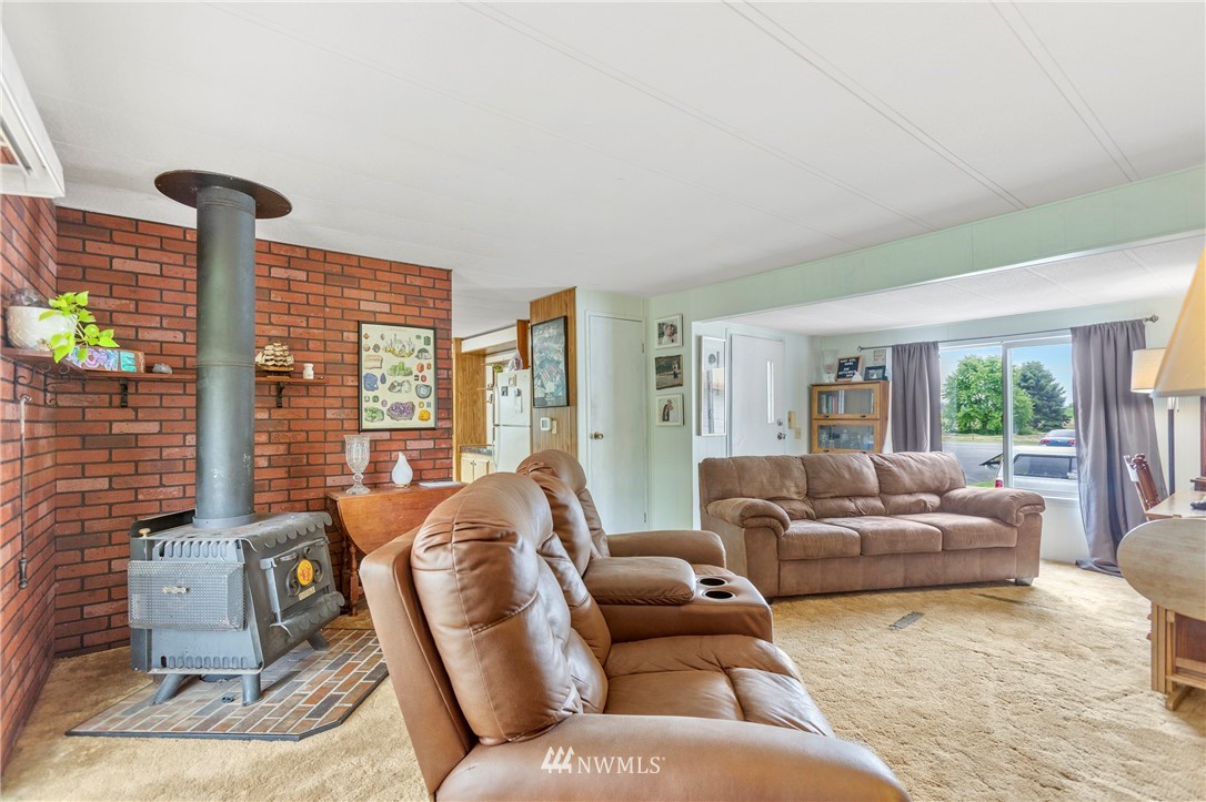 17943 Bennett Road Mount Vernon, WA 98273 - Photo 11 of 25 Gallery Image 11