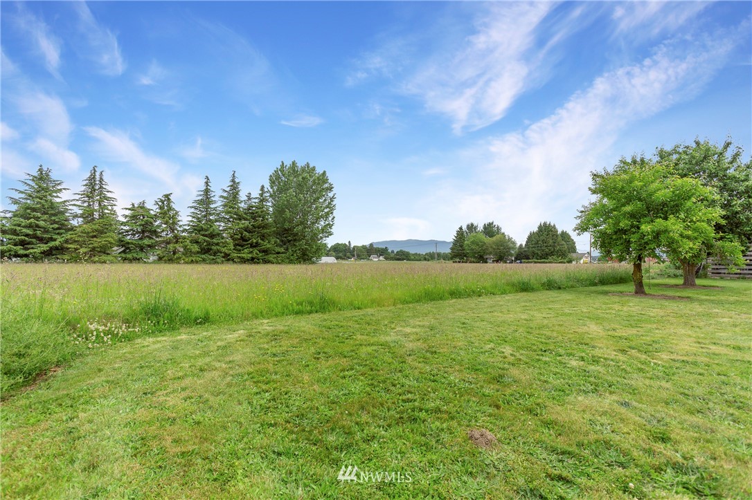 17943 Bennett Road Mount Vernon, WA 98273 - Photo 20 of 25 Gallery Image 20