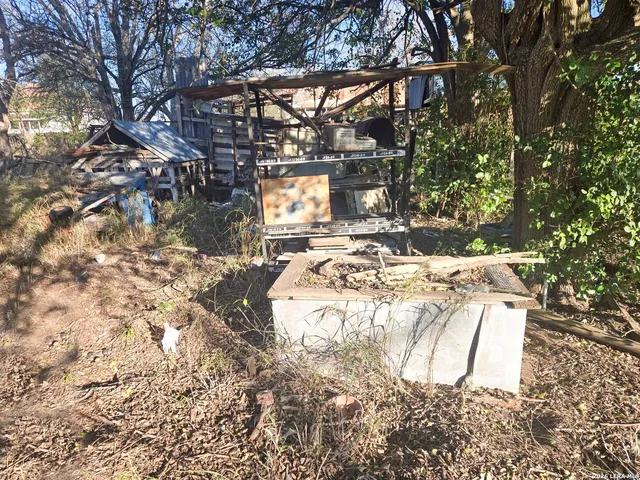 $50,000 | 216 South 7th Street, Skidmore, TX 78389