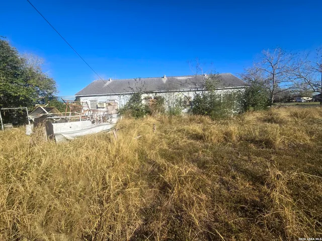 $50,000 | 216 South 7th Street, Skidmore, TX 78389