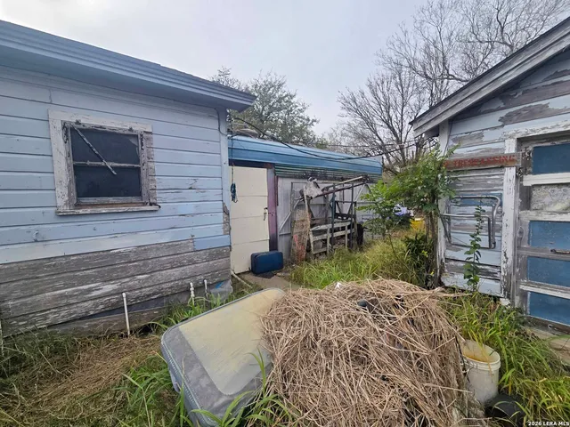 $50,000 | 216 South 7th Street, Skidmore, TX 78389