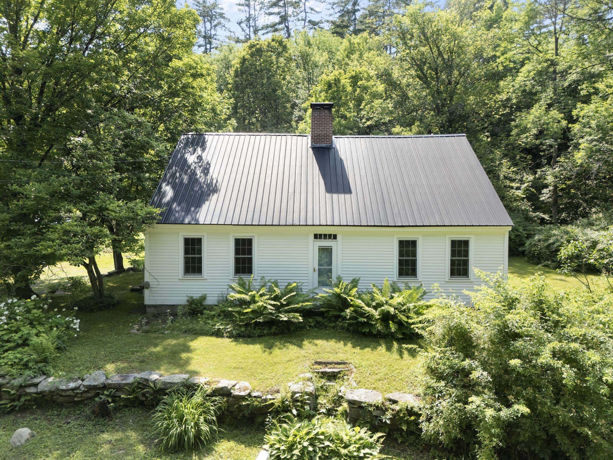 85 Browns Road Newfane, VT 05345 - Photo 3 of 44