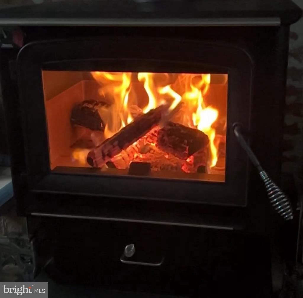 1303 Saddleback Road Pikesville, MD 21208 - Photo 11 of 24