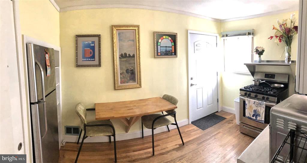 1303 Saddleback Road Pikesville, MD 21208 - Photo 15 of 24