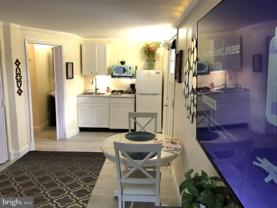 1303 Saddleback Road Pikesville, MD 21208 - Photo 20 of 24