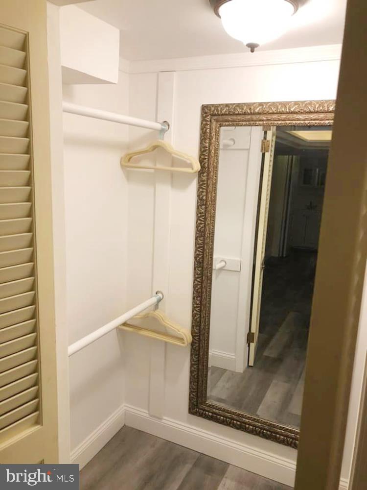 1303 Saddleback Road Pikesville, MD 21208 - Photo 3 of 24