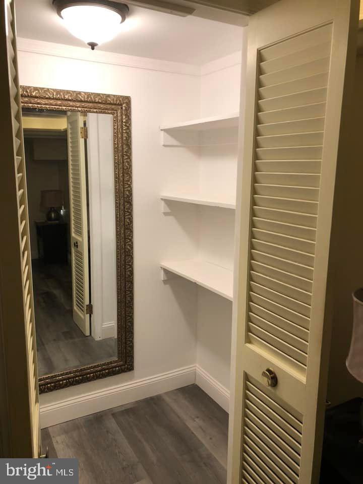 1303 Saddleback Road Pikesville, MD 21208 - Photo 4 of 24