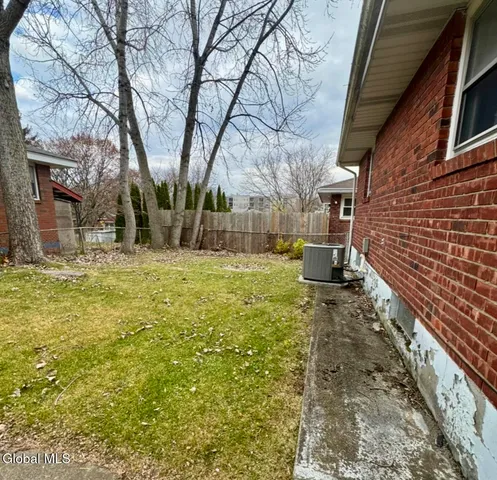 $203,000 | 407 Ontario Street, Albany, NY 12208