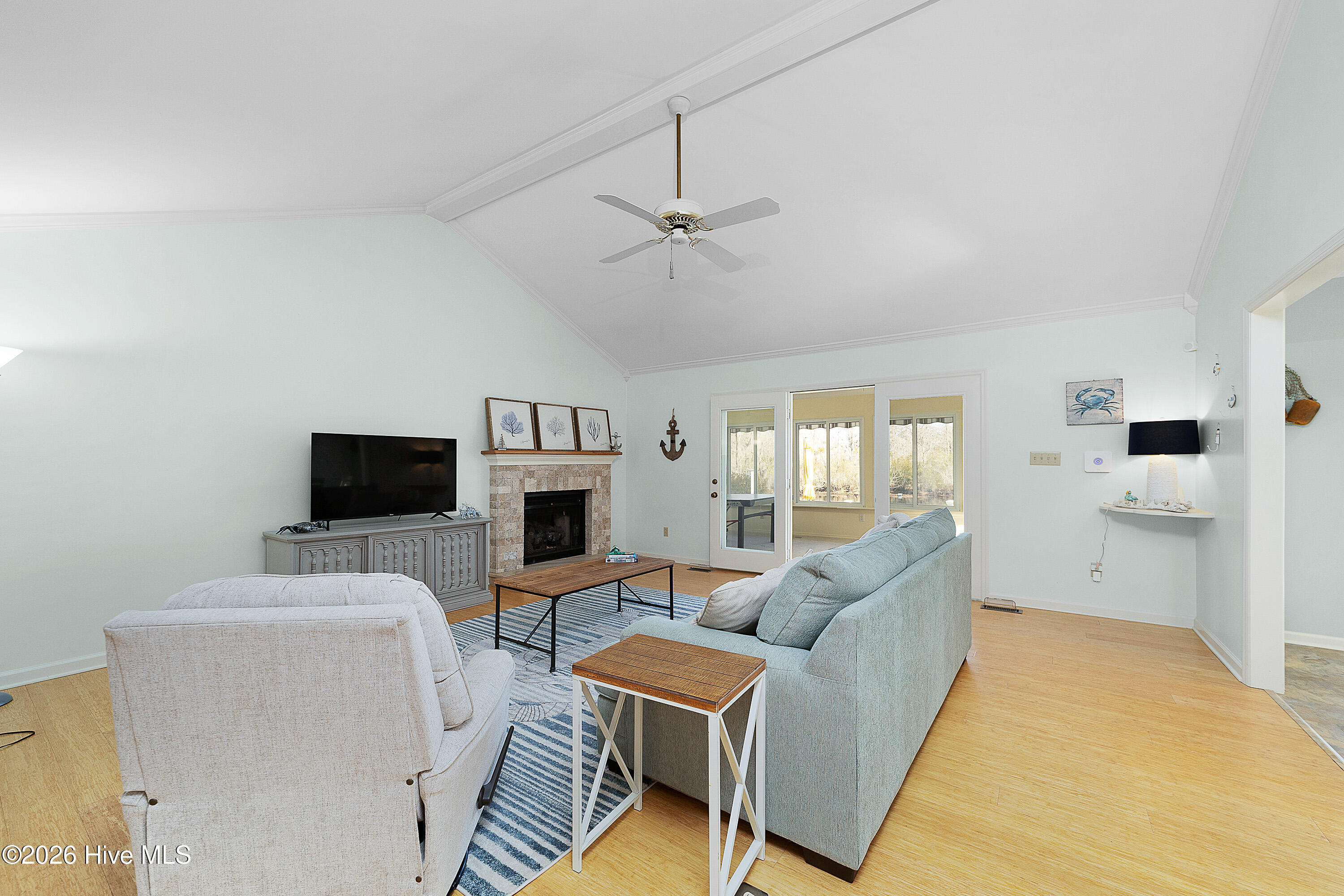 104 Outrigger Road New Bern, NC 28562 - Photo 4 of 41 Living Room