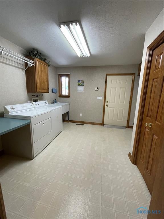 1407 Brookside Drive Fostoria, OH 44830 - Photo 28 of 30 Gallery Image 28
