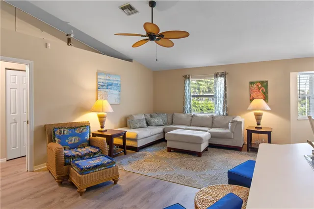 $3,200 | 110 Duban Street, Sebastian, FL 32958