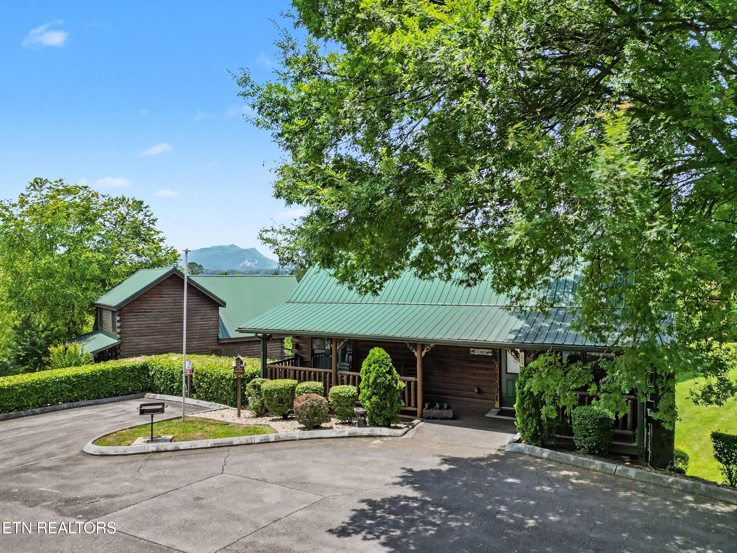 1629 Little Cabin Loop Pigeon Forge, TN 37862 - Photo 4 of 59 2_dji_0025.png