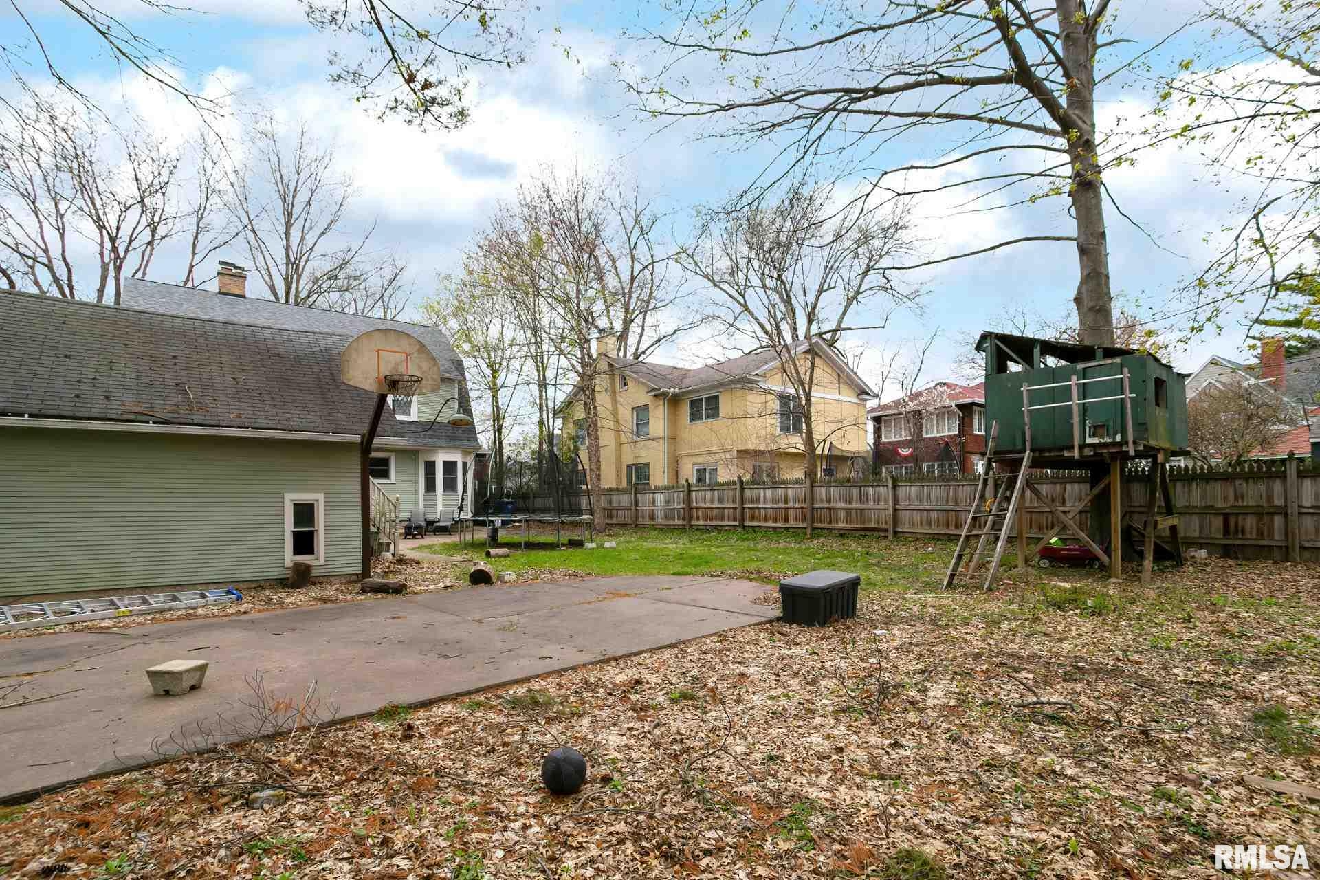 205 Forest Road Davenport, IA 52803 - Photo 35 of 35 Gallery Image 35
