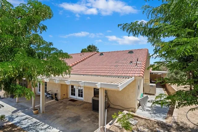 $375,000 | 26572 Mainsail Lane, Helendale, CA 92342