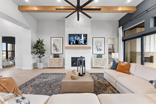 $938,785 | 2001 Whispering Oaks Lane, Waller, TX 77484