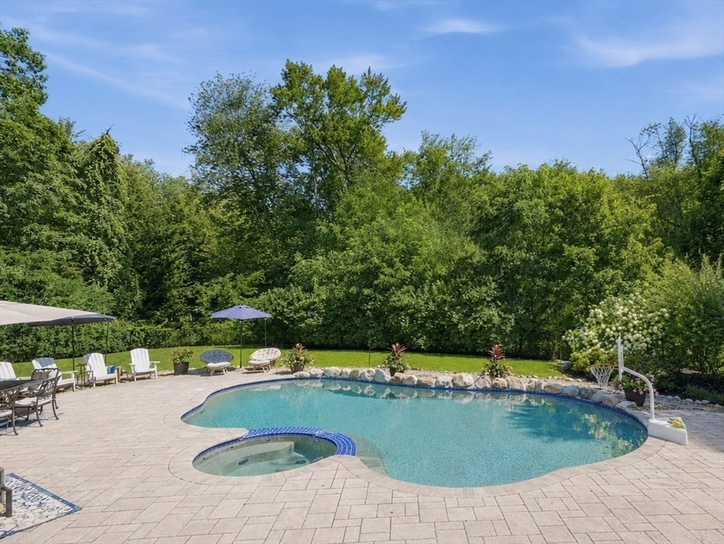 9 Tapley Road Lynnfield, MA 01940 - Photo 34 of 40 Gallery Image 34