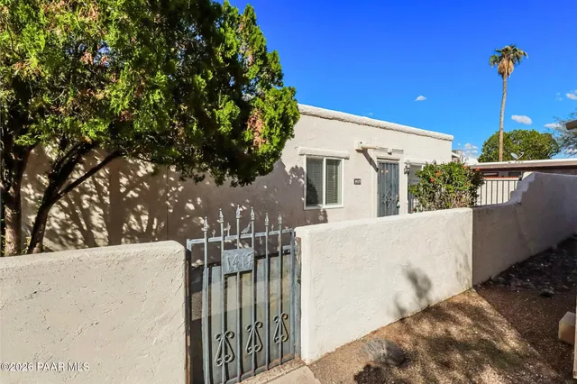 $1,600 | 1417 East Fort Lowell Road, Tucson, AZ 85719