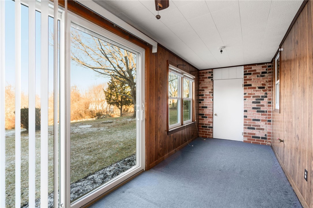 349 Main Road, Unit 102 Tiverton, RI 02878 - Photo 16 of 33