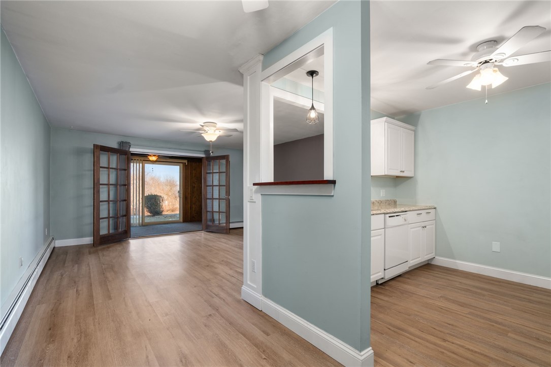 349 Main Road, Unit 102 Tiverton, RI 02878 - Photo 3 of 33