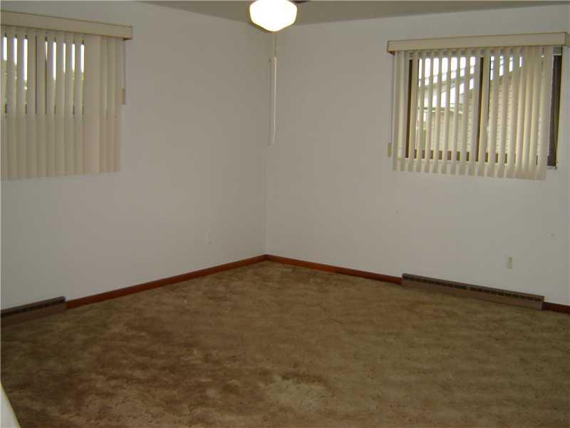 745 Maple Street Harwick, PA 15049 - Photo 4 of 7 Master Bedroom.
