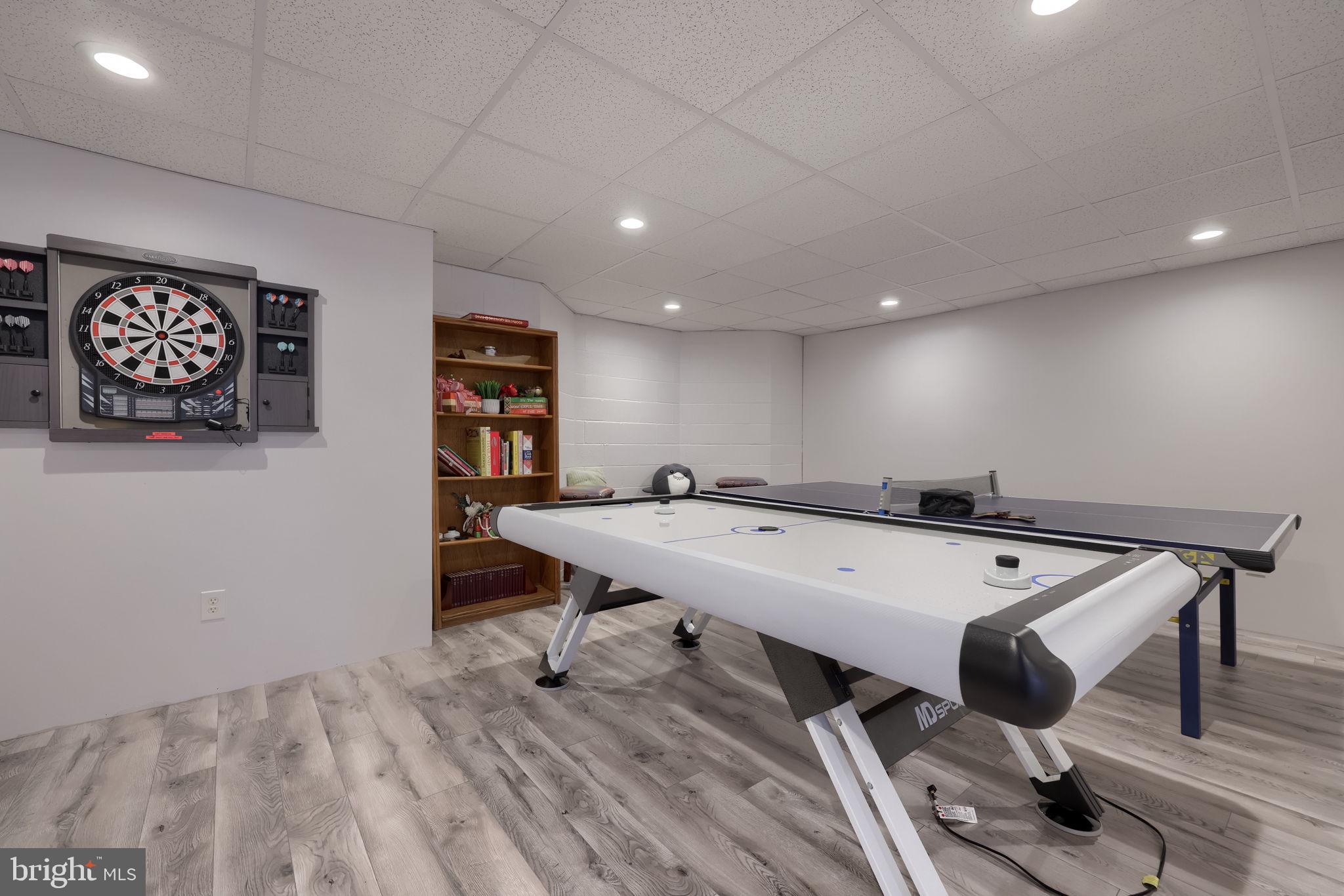 4972 Farmington Road Harrisburg, PA 17112 - Photo 39 of 57 a view of a workspace with furniture